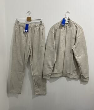 Adidas Originals Monogram All Over Print Regular Tracksuit Bliss Size L